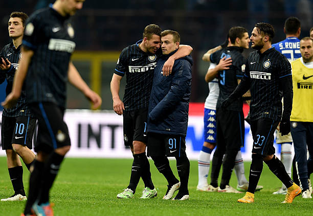 始往往伴隨 始往往伴隨